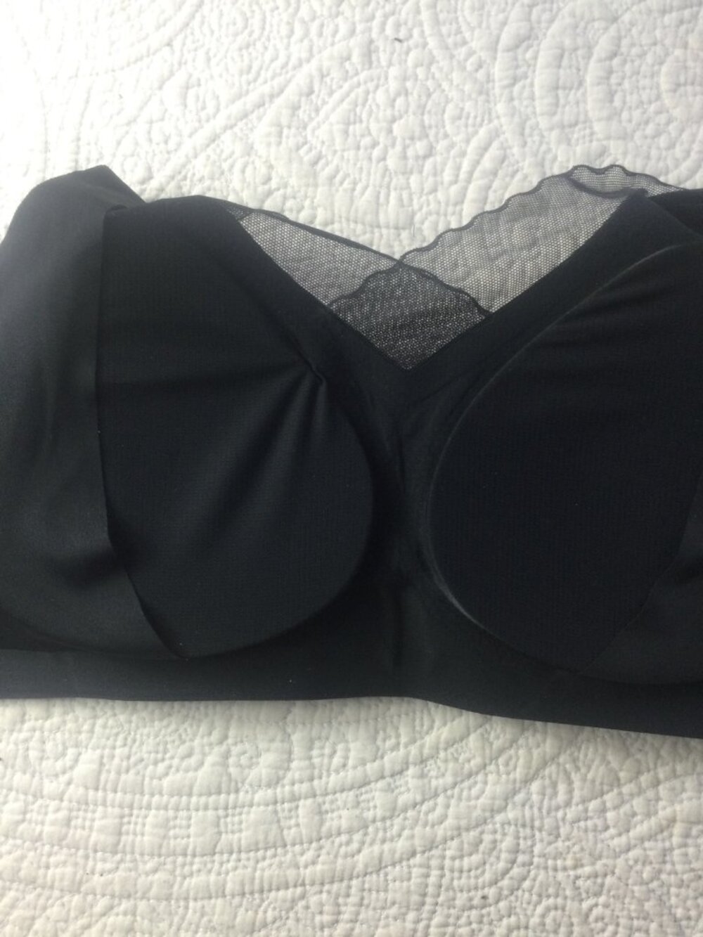 Seamless Black Wireless Pocket Bra *Mastectomy*Sissy*Cosplay*Drag*40C*New - Picture 3 of 4